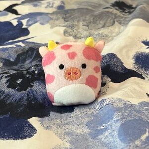 Squishmallows Evangelica Pink Spotted Cow Squishville HTF 2” NWT